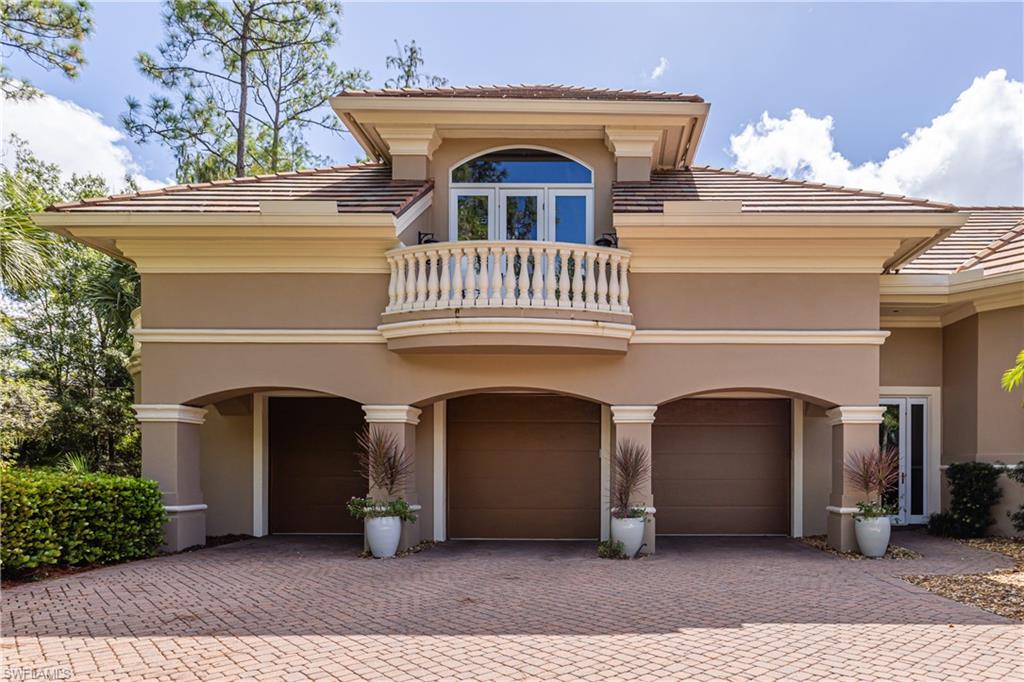 NAPLES CLUB ESTATES - Residential