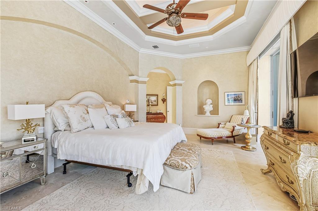 NAPLES CLUB ESTATES - Residential