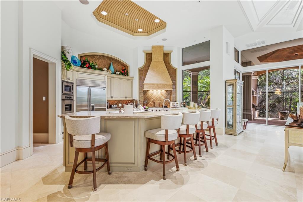 NAPLES CLUB ESTATES - Residential