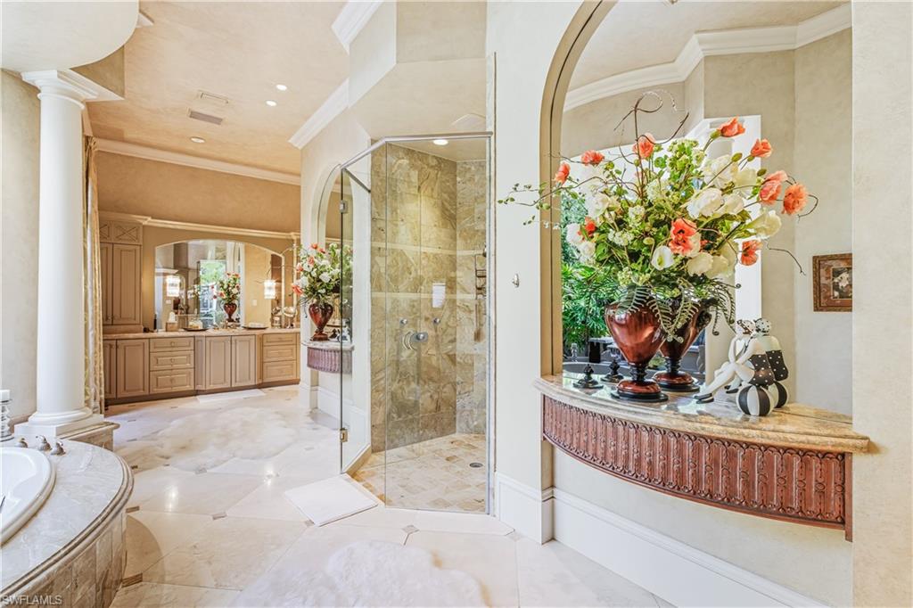 NAPLES CLUB ESTATES - Residential