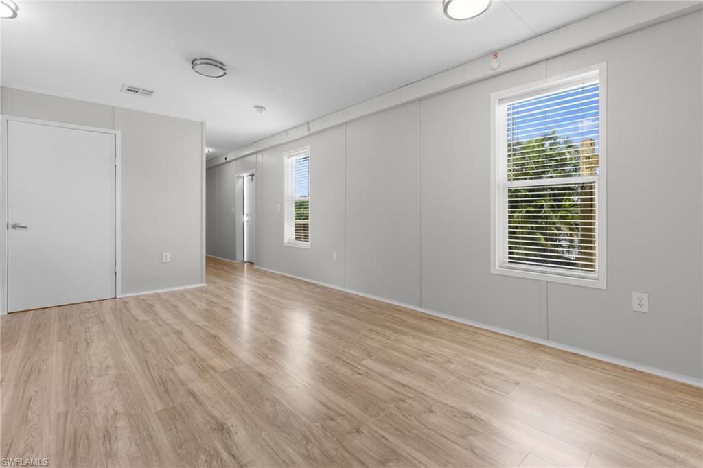 KNIGHTS BOKEELIA ISLE - Residential