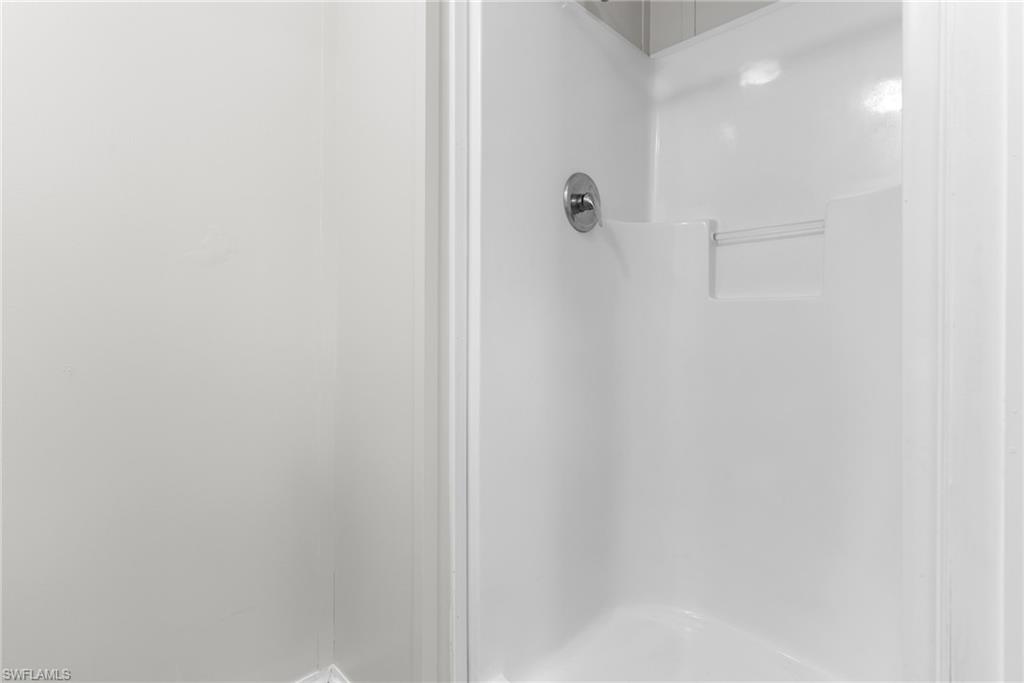 KNIGHTS BOKEELIA ISLE - Residential