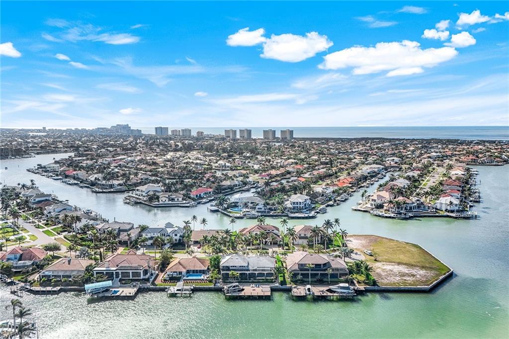 MARCO BEACH - Residential