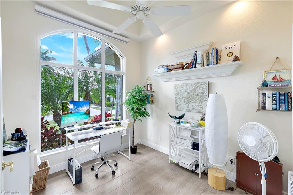 MARCO BEACH - Residential