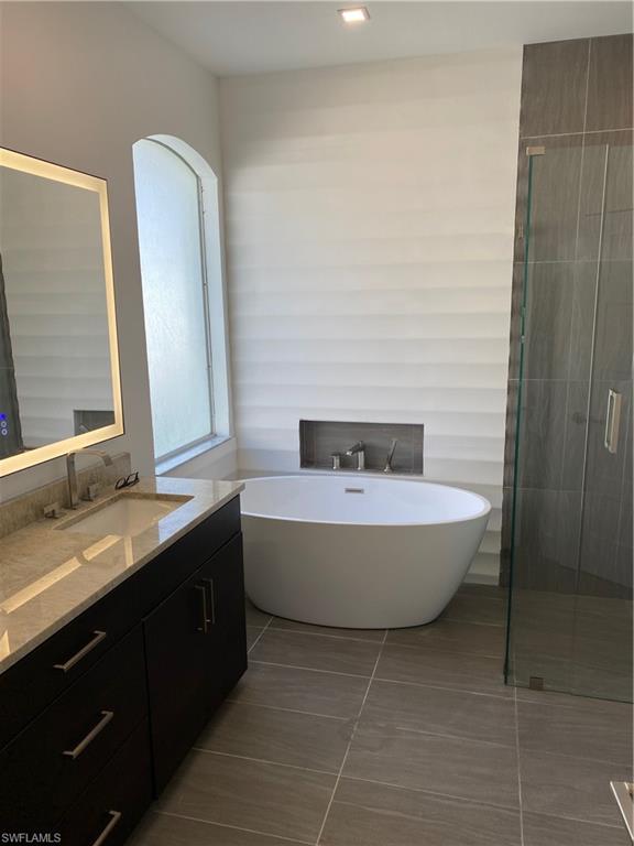 LAGO VILLAGGIO - Residential Lease