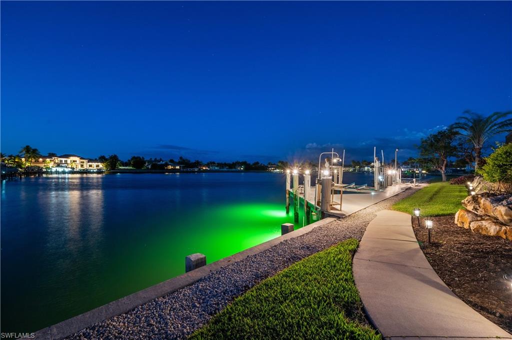 ESTATES - Residential