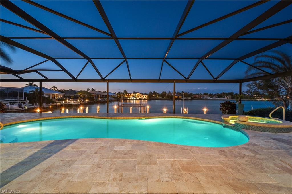 ESTATES - Residential