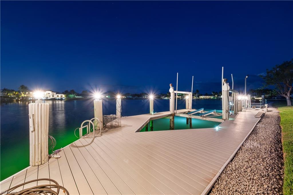 ESTATES - Residential