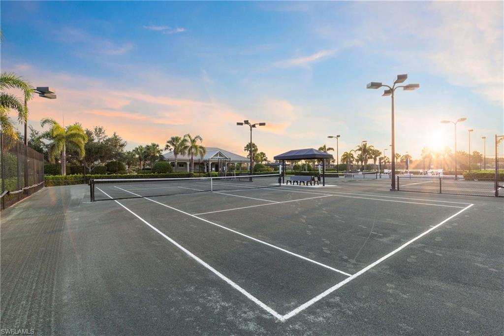 CORKSCREW SHORES - Residential