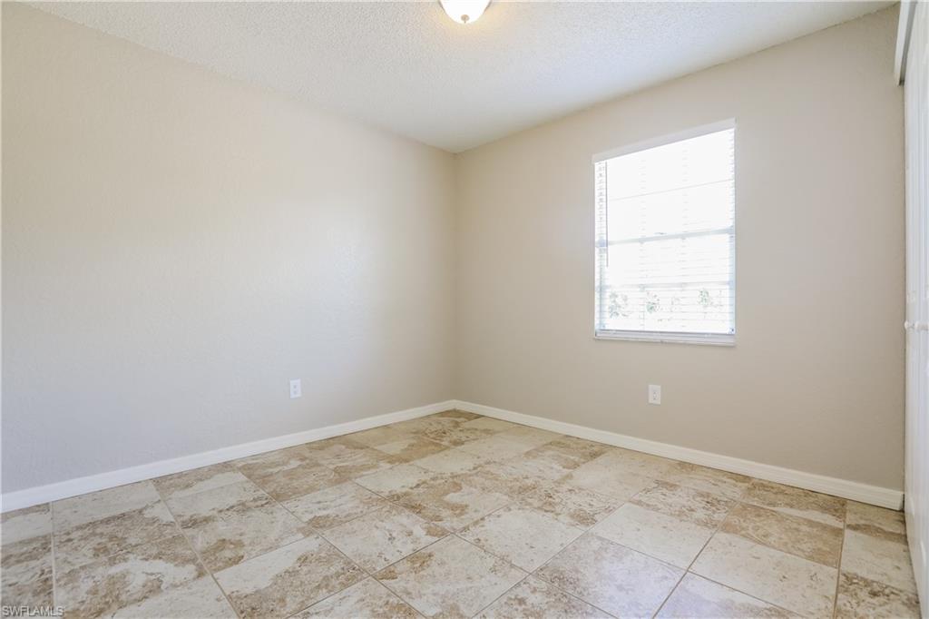 PORT CHARLOTTE - Residential Lease