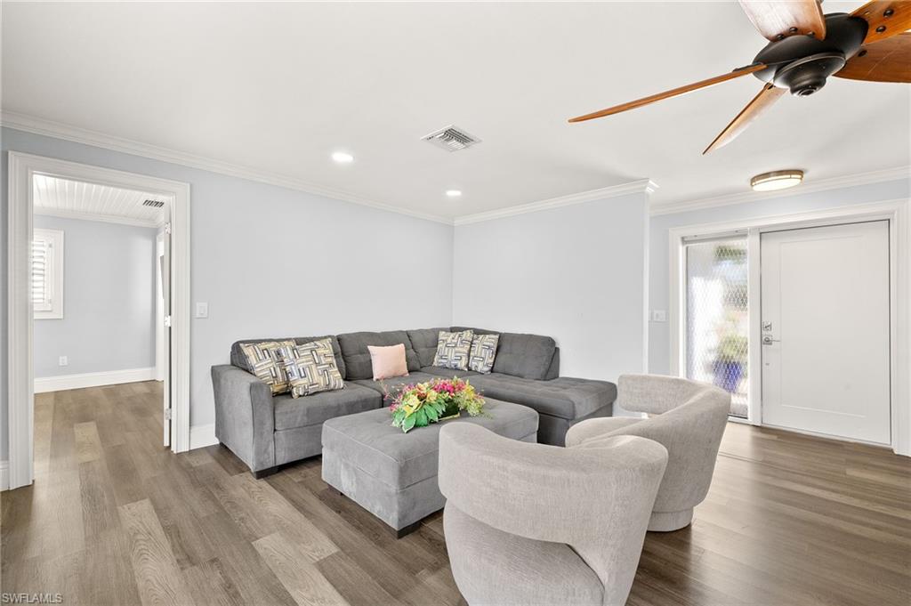 ROYAL HARBOR - Residential