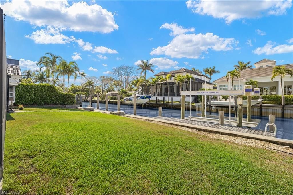 Photo of 1400 MARLIN DR, NAPLES, FL 34102 (MLS # 225079783)