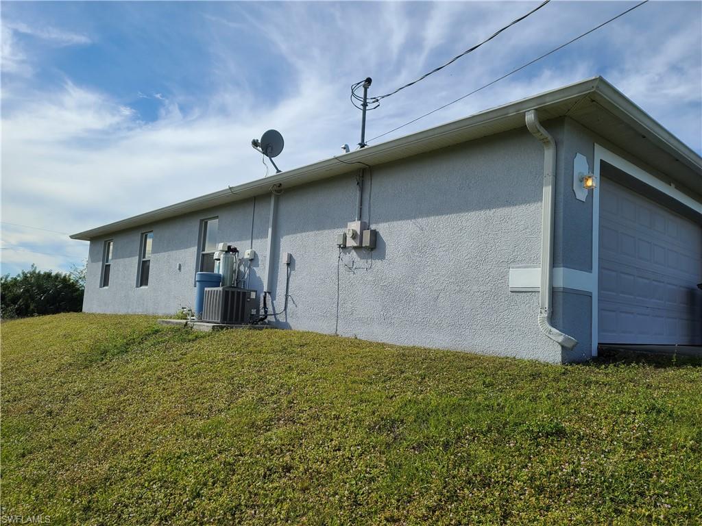 LEHIGH ACRES - Residential