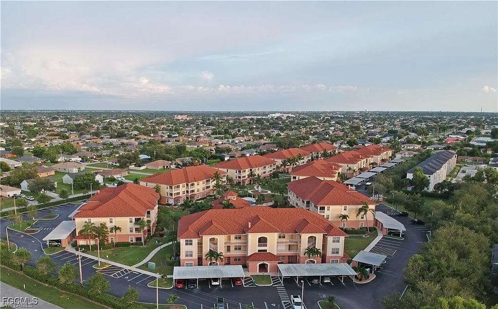 VAN LOON COMMONS - Residential