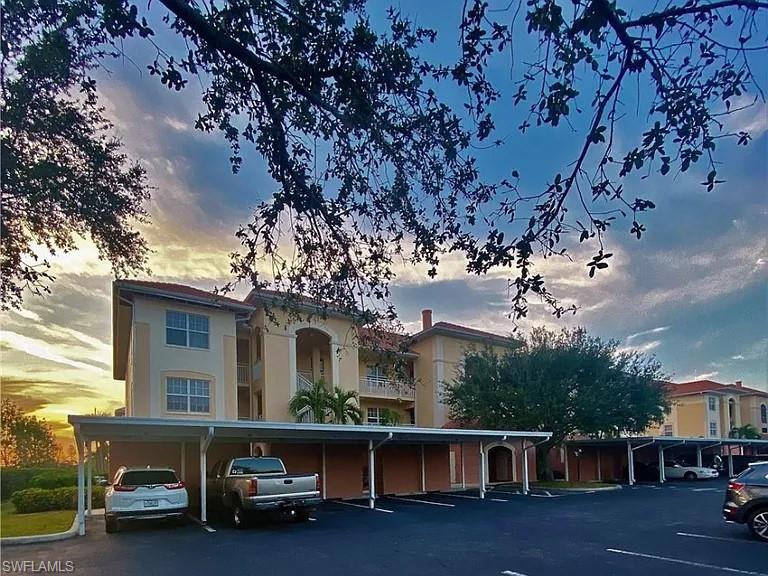 VAN LOON COMMONS - Residential