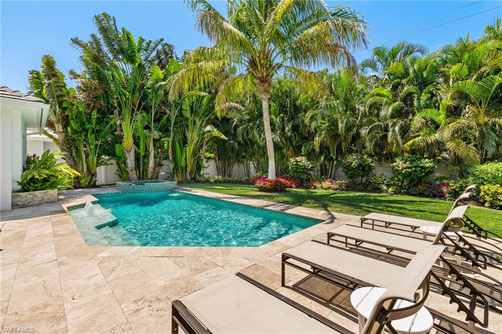 OLDE NAPLES - Residential