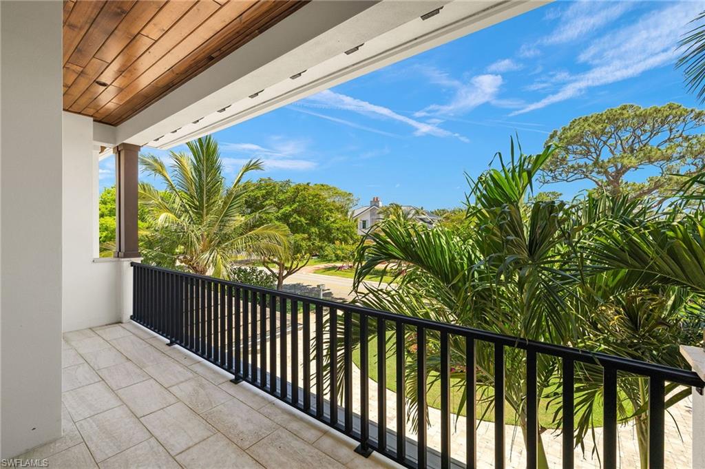 OLDE NAPLES - Residential