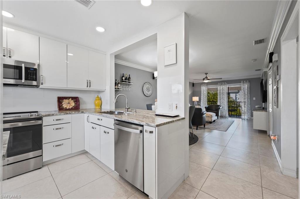 CAPE PARKWAY - Residential