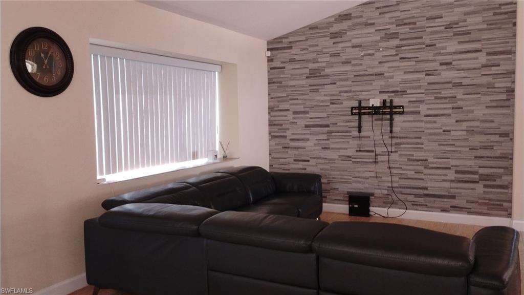 MEADOWS - Residential