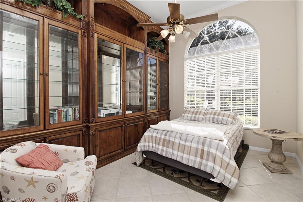 HAWTHORNE ESTATES - Residential Lease