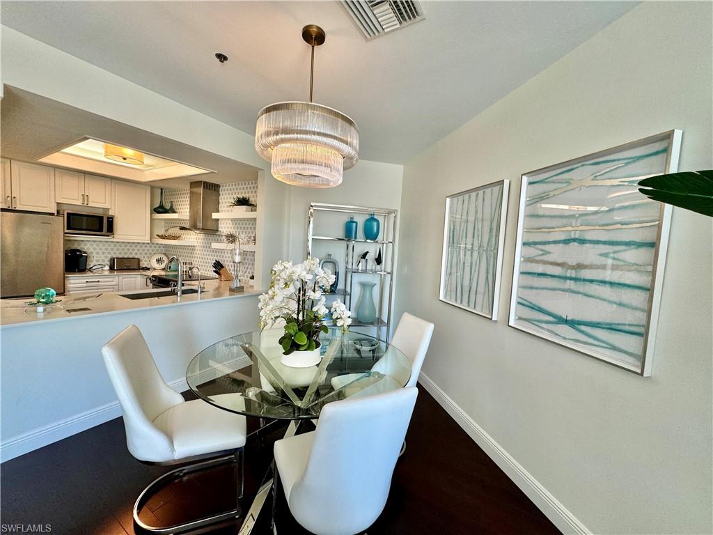 OLDE NAPLES - Residential Lease