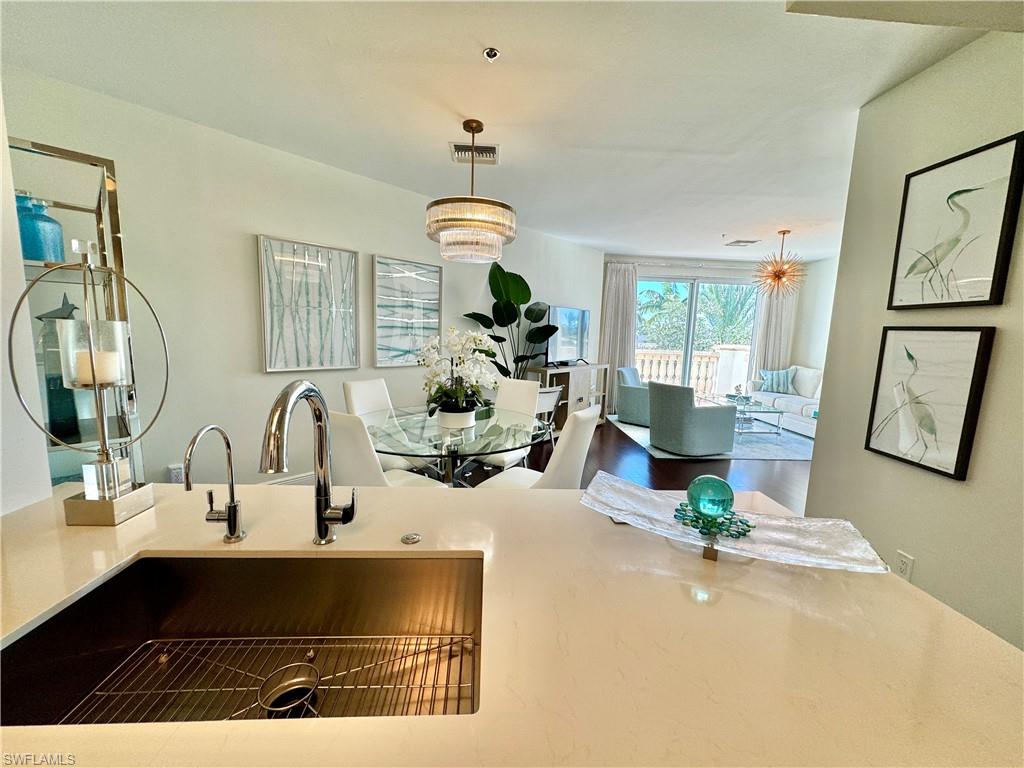 OLDE NAPLES - Residential Lease