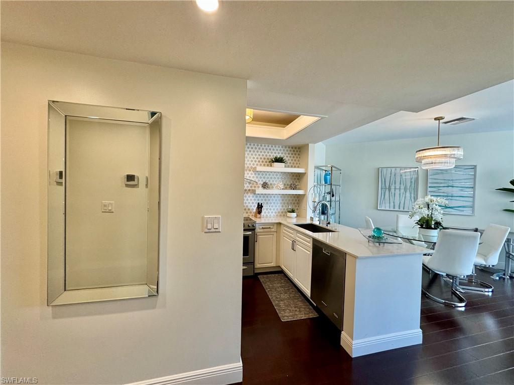 OLDE NAPLES - Residential Lease