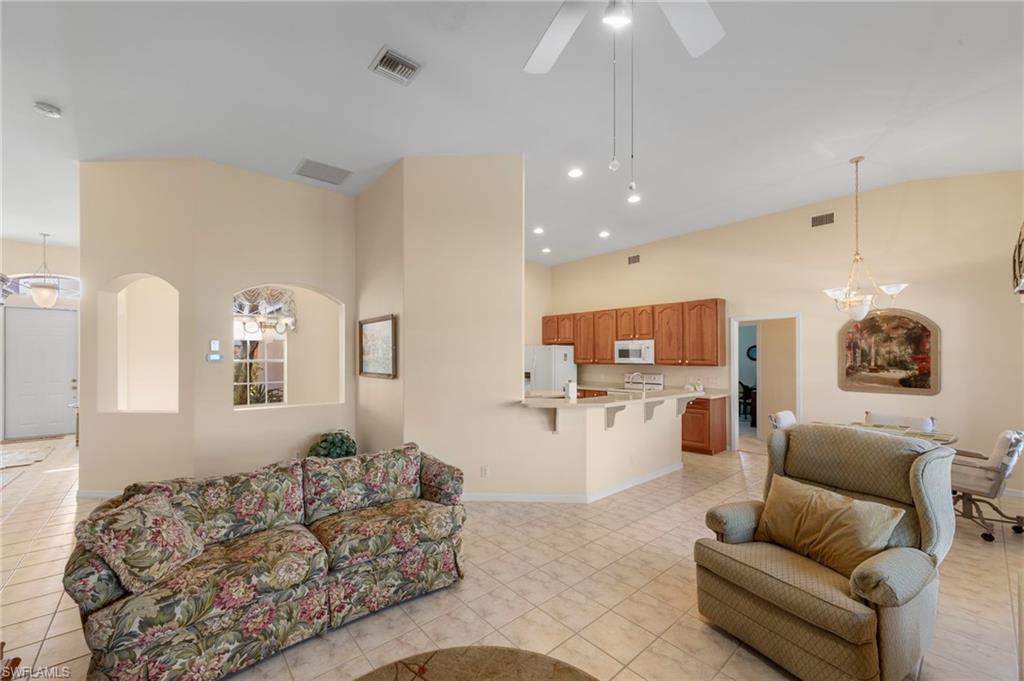 FIDDLESTICKS COUNTRY CLUB - Residential