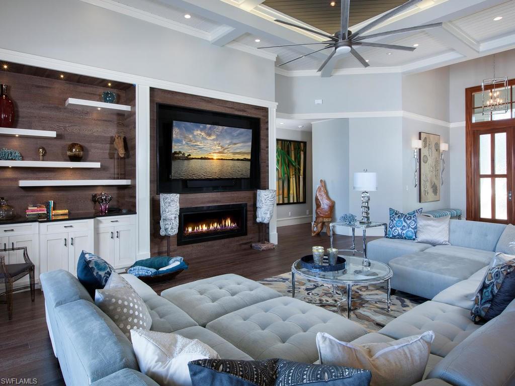 MARCO BEACH - Residential