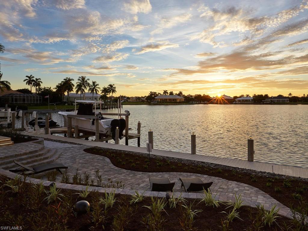 MARCO BEACH - Residential