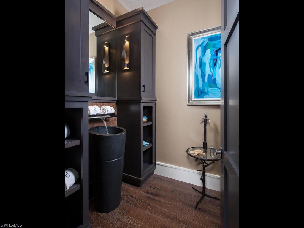 MARCO BEACH - Residential