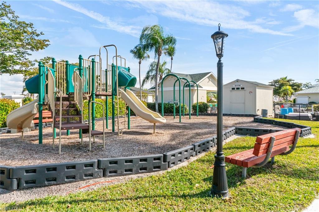 EMERALD COVE - Residential