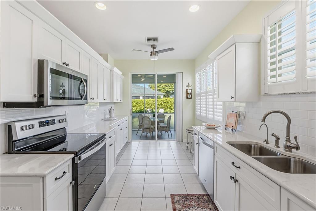 EMERALD COVE - Residential