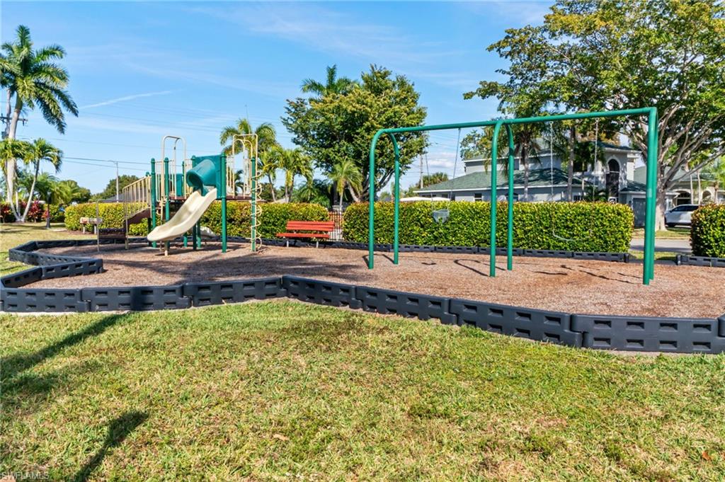 EMERALD COVE - Residential