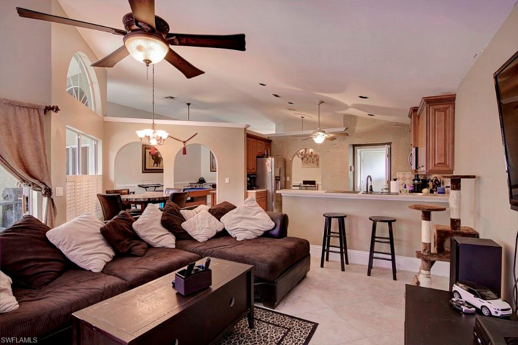 FOUNTAIN LAKES - Residential