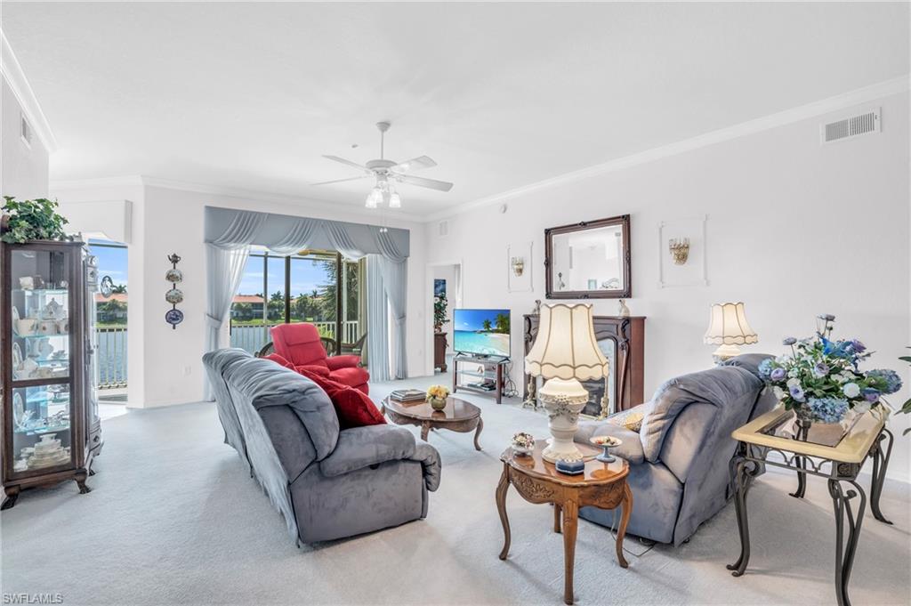 PEBBLE BEACH - Residential