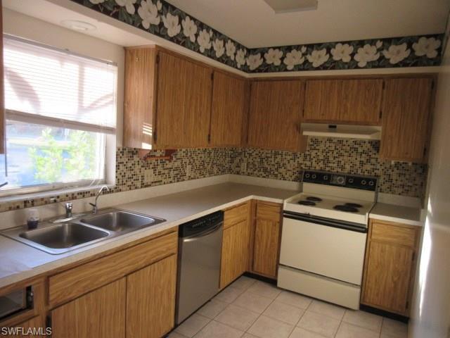 PALM FROND CONDO - Residential