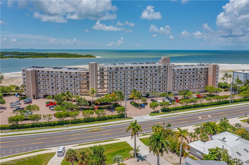CARLOS POINTE - Residential