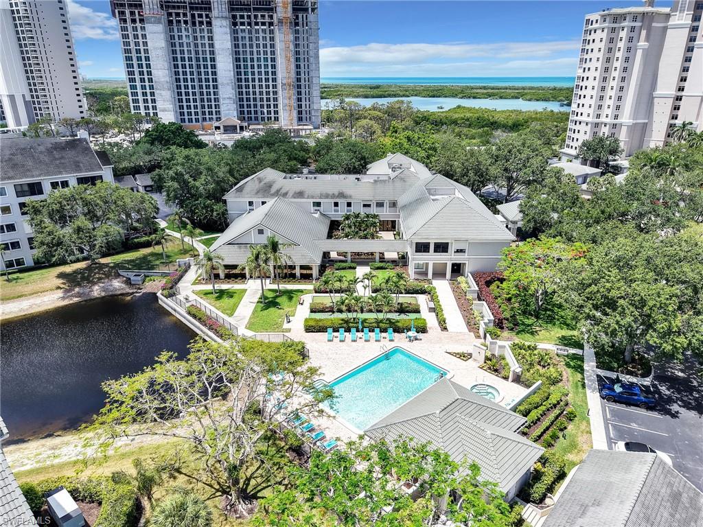 ARBOR TRACE - Residential