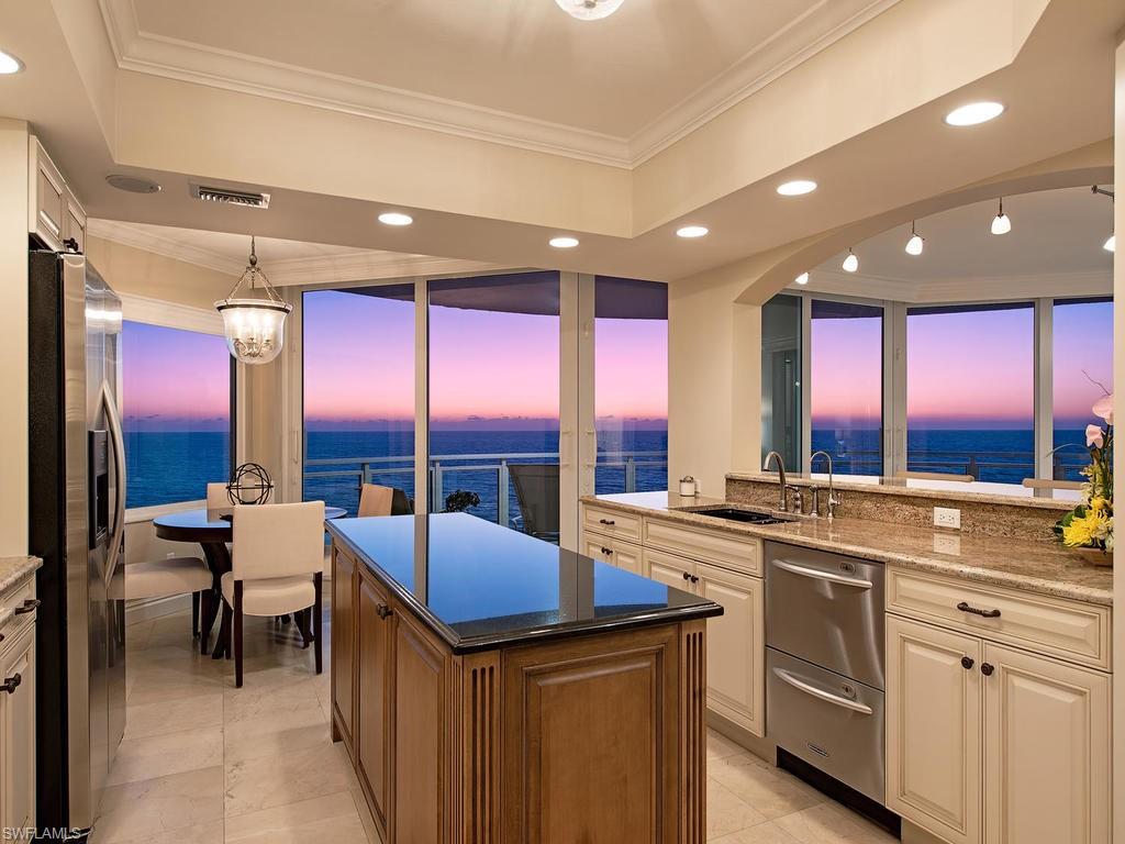 BRIGHTON AT BAY COLONY - Residential