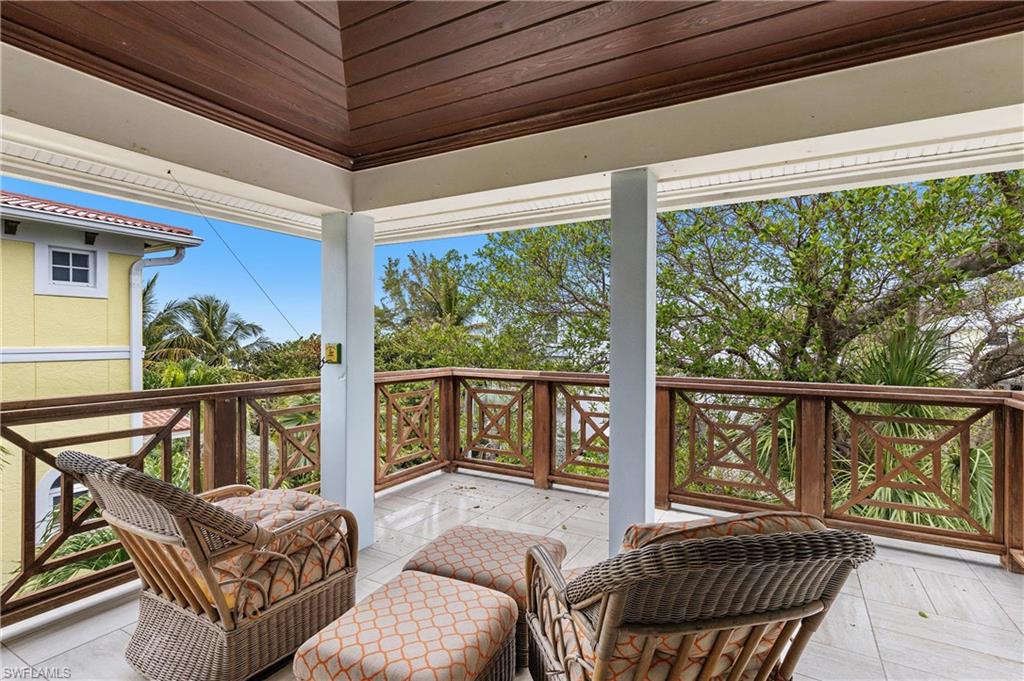 CAPTIVA BEACH - Residential