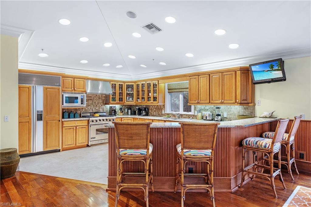 CAPTIVA BEACH - Residential