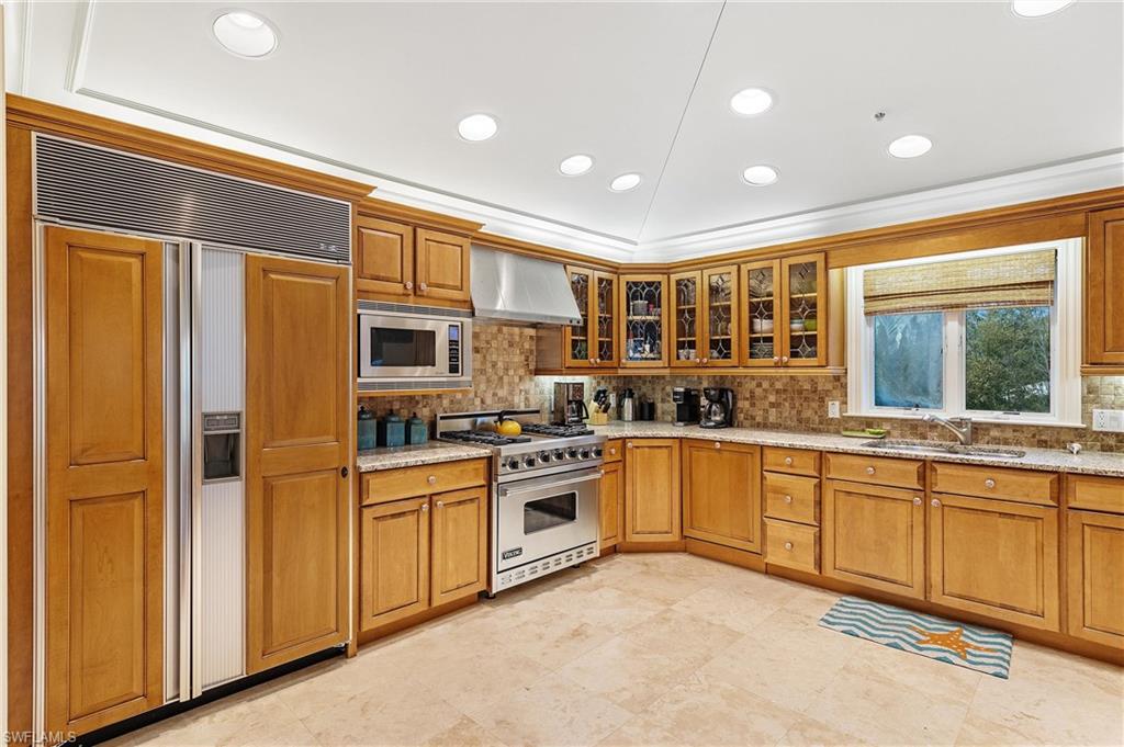 CAPTIVA BEACH - Residential