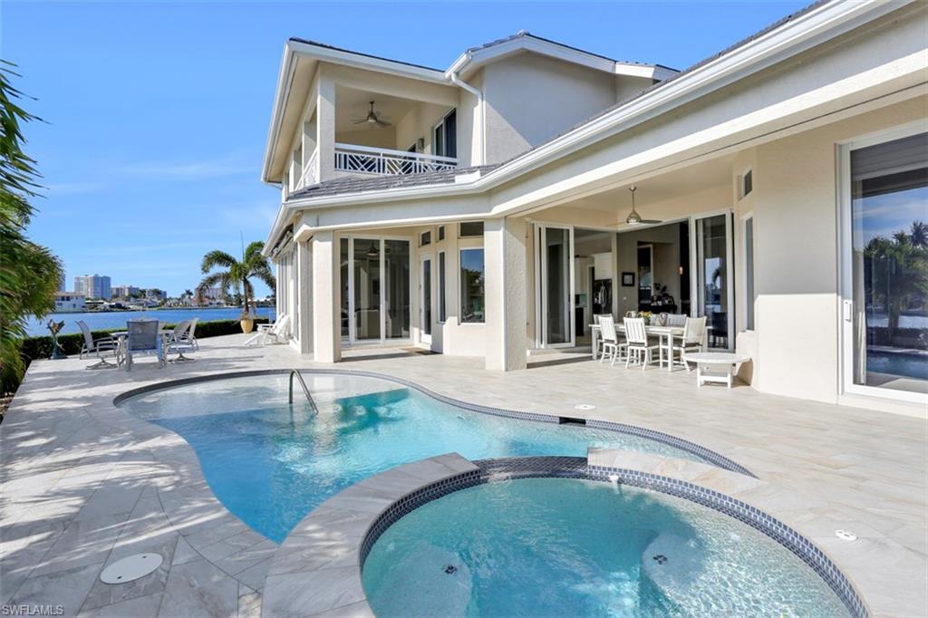 MARCO BEACH - Residential