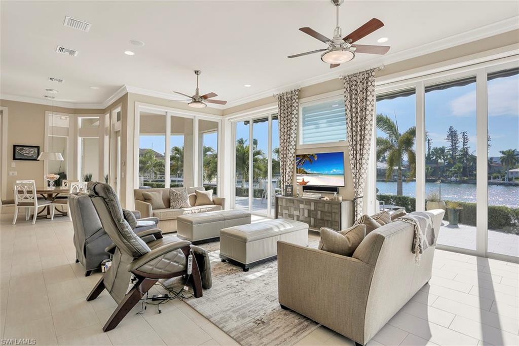 MARCO BEACH - Residential