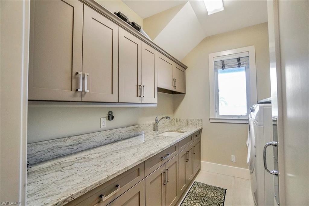 MARCO BEACH - Residential