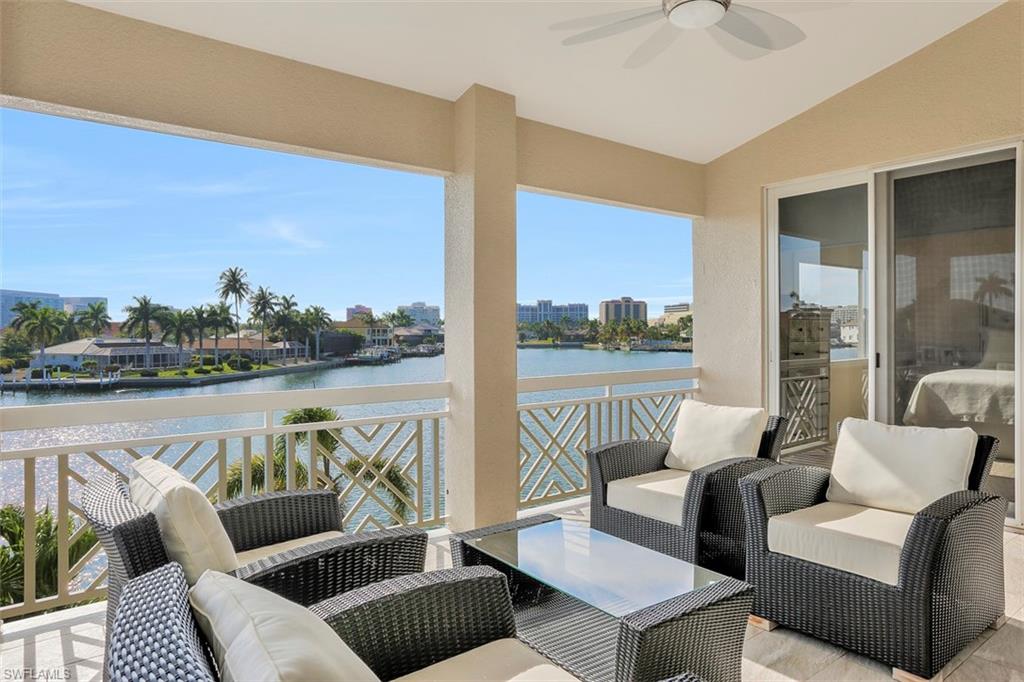 MARCO BEACH - Residential