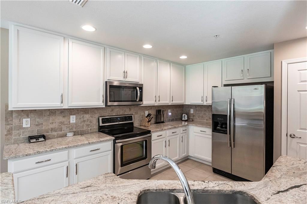 IRONSTONE - Residential Lease