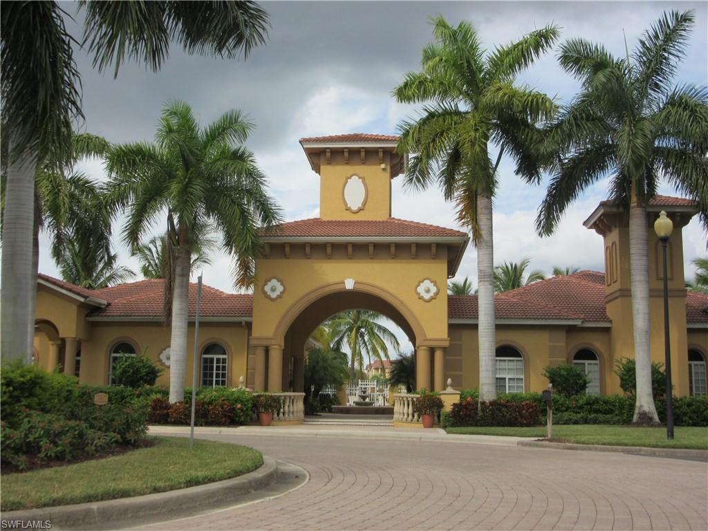 GARDENS AT BEACHWALK - Residential