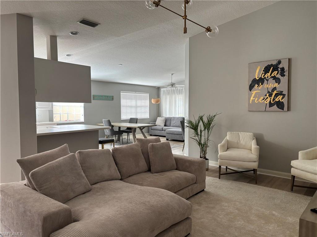 ISLAND WALK - Residential Lease